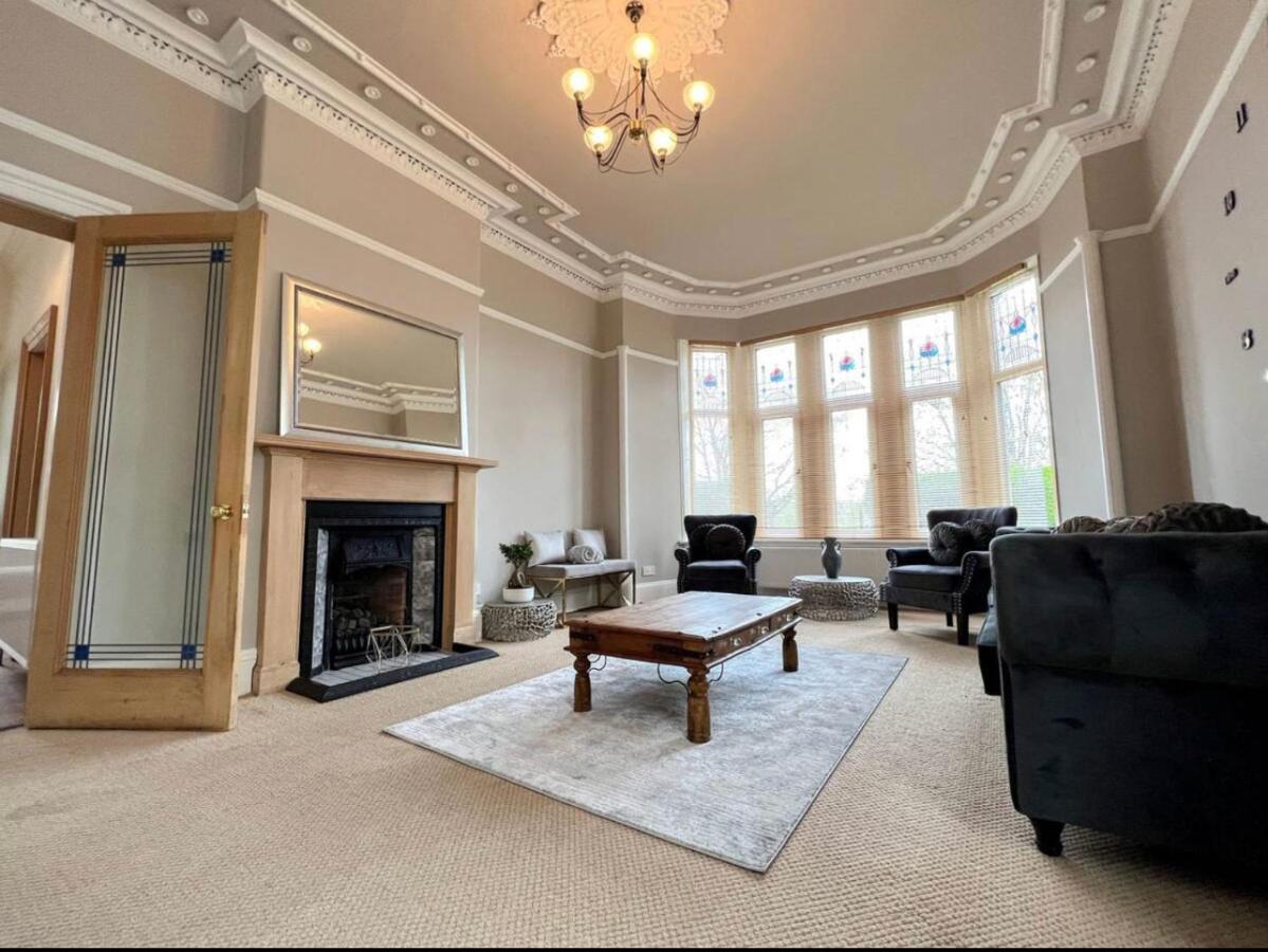 Carlibar Villa Barrhead エクステリア 写真