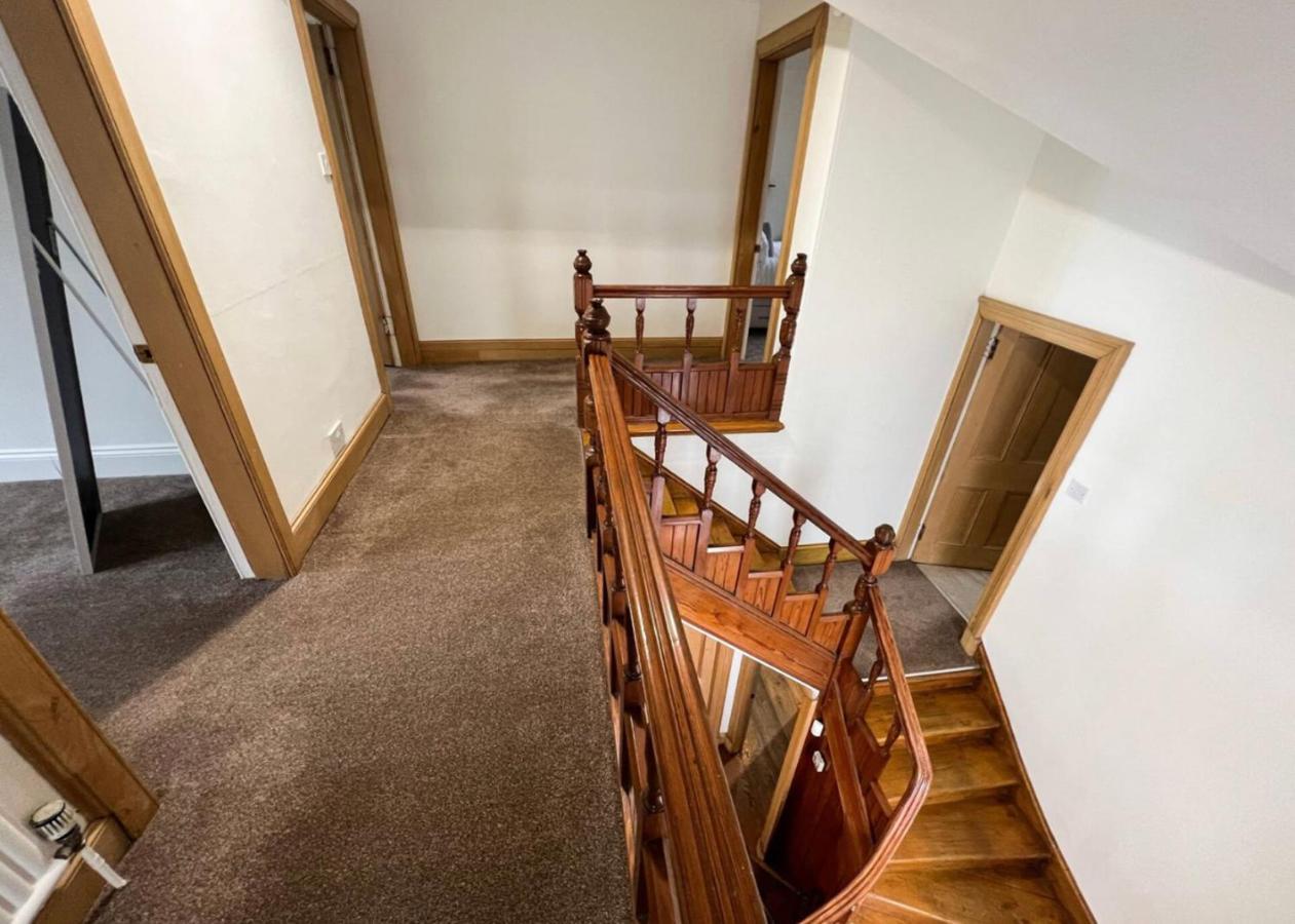 Carlibar Villa Barrhead エクステリア 写真