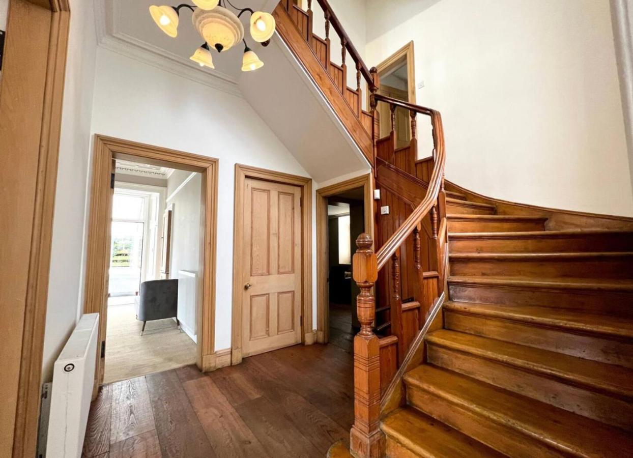 Carlibar Villa Barrhead エクステリア 写真