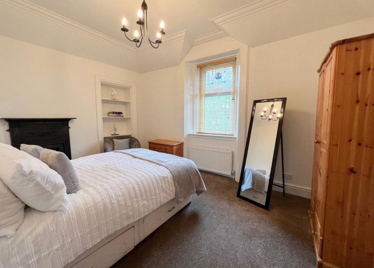 Carlibar Villa Barrhead エクステリア 写真