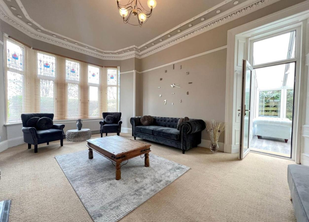 Carlibar Villa Barrhead エクステリア 写真