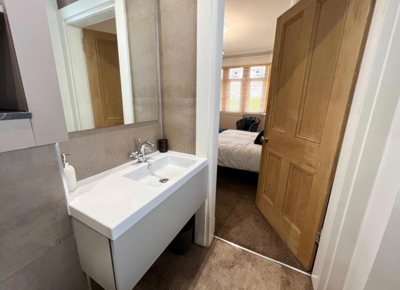 Carlibar Villa Barrhead エクステリア 写真